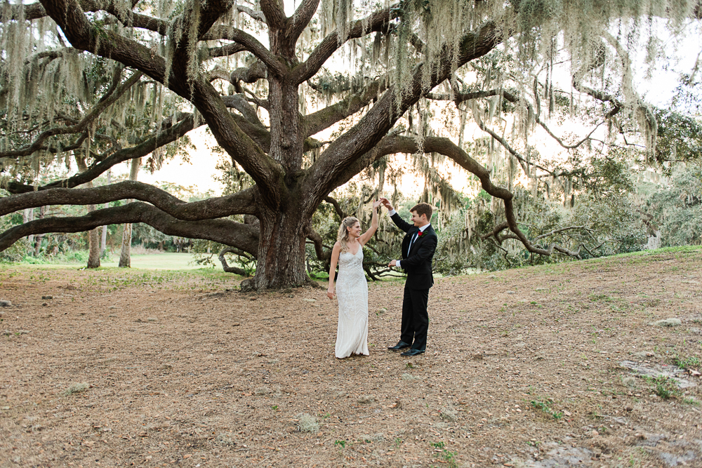 Tampa Wedding Photographer | www.Joyelan.com | Philippe Park Elopement