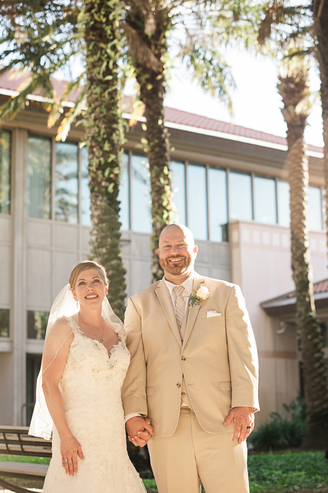 Tampa Wedding Photographer | www.Joyelan.com | Poynter Institute wedding St. Petersburg Florida