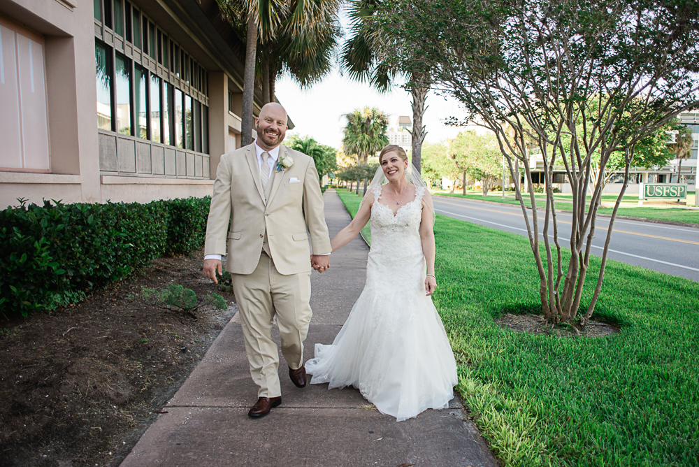 Tampa Wedding Photographer | www.Joyelan.com | Poynter Institute wedding St. Petersburg Florida