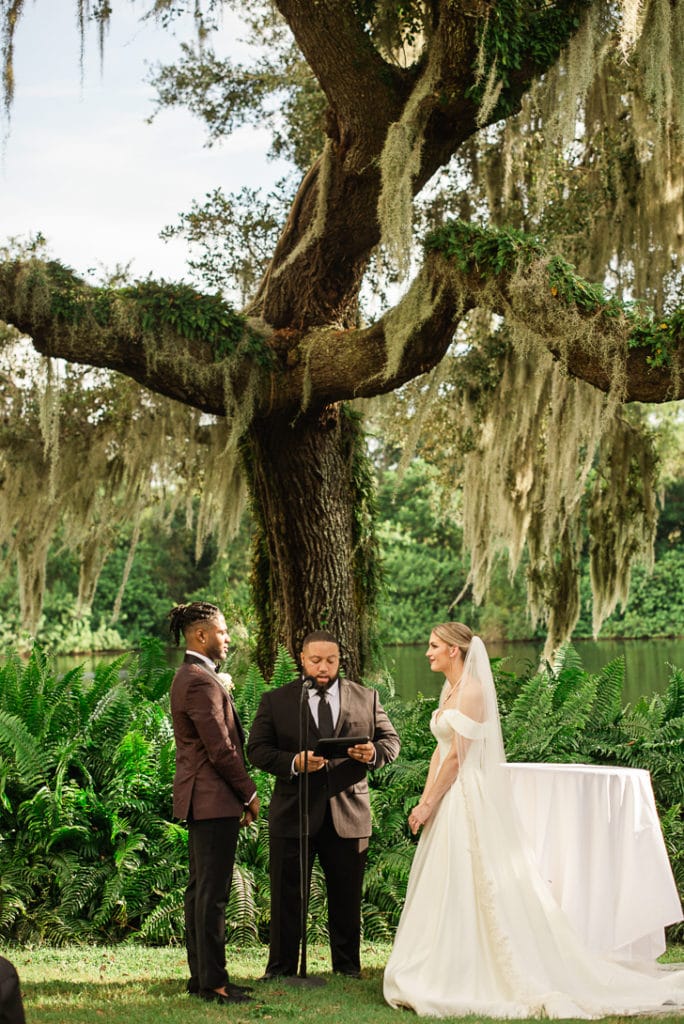 Tampa Wedding Photographer | Joyelan Photography | Fall Wedding at Innisbrook Country Club Palm Harbor