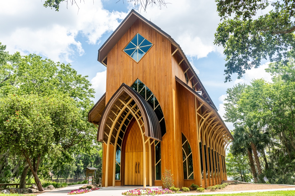 Maddy and Brandon wedding at University of Florida By Joyelan Photography