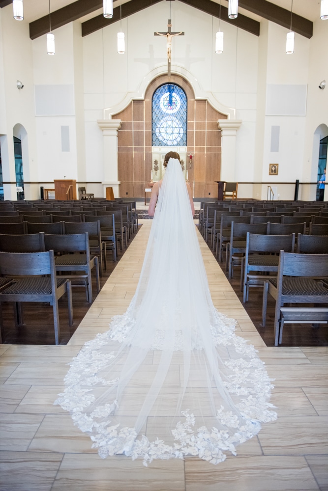 Bride Veil Photo